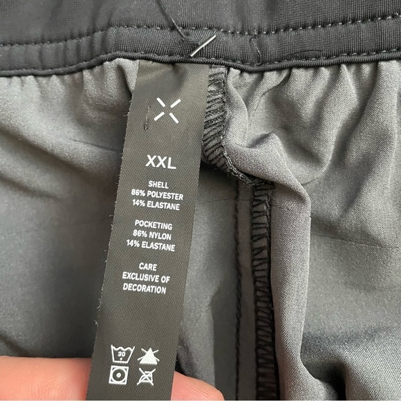 Ten Thousand Men’s 5” Interval Short Black Camo Size XXL New Unlined - Picture 5 of 9